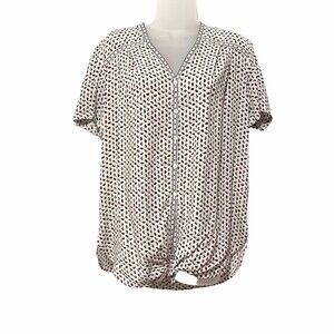 Max Studio White and Black Lip Patterned Blouse